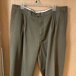 Kirkland Signature Men's Khaki Chinos